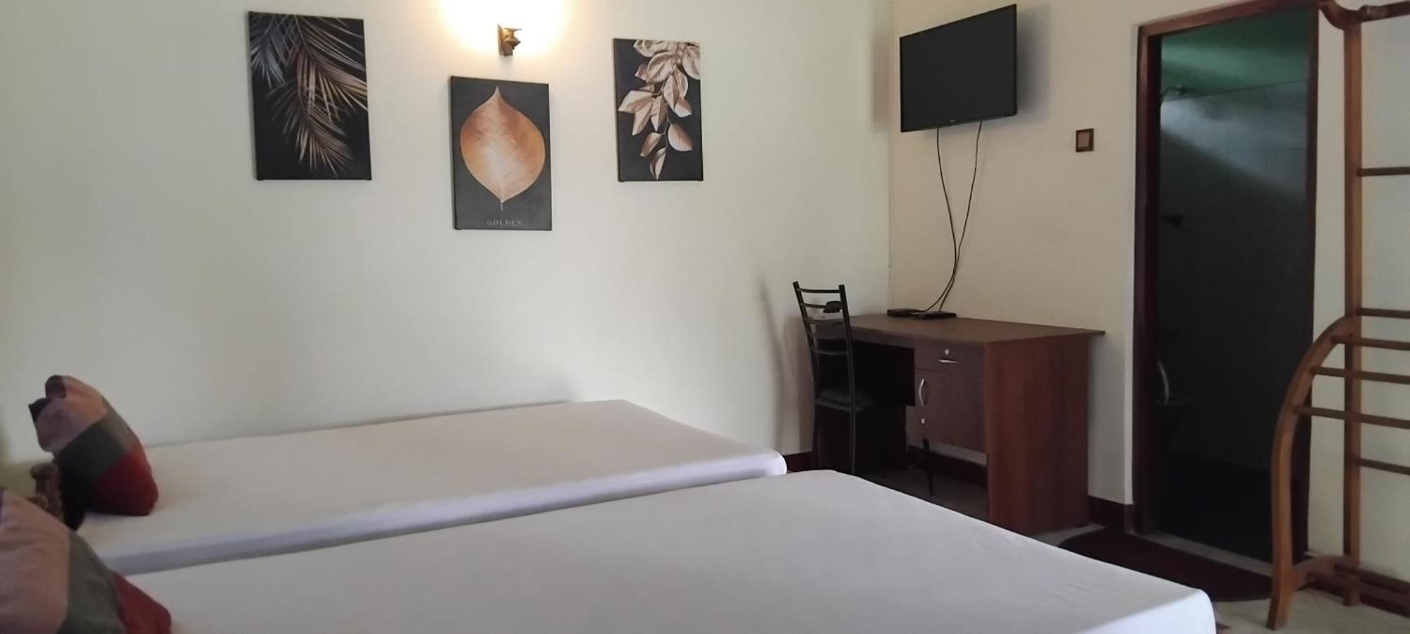 Hansika Guest Inn Buttala Kamer foto