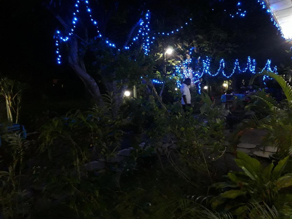 Hansika Guest Inn Buttala Buitenkant foto